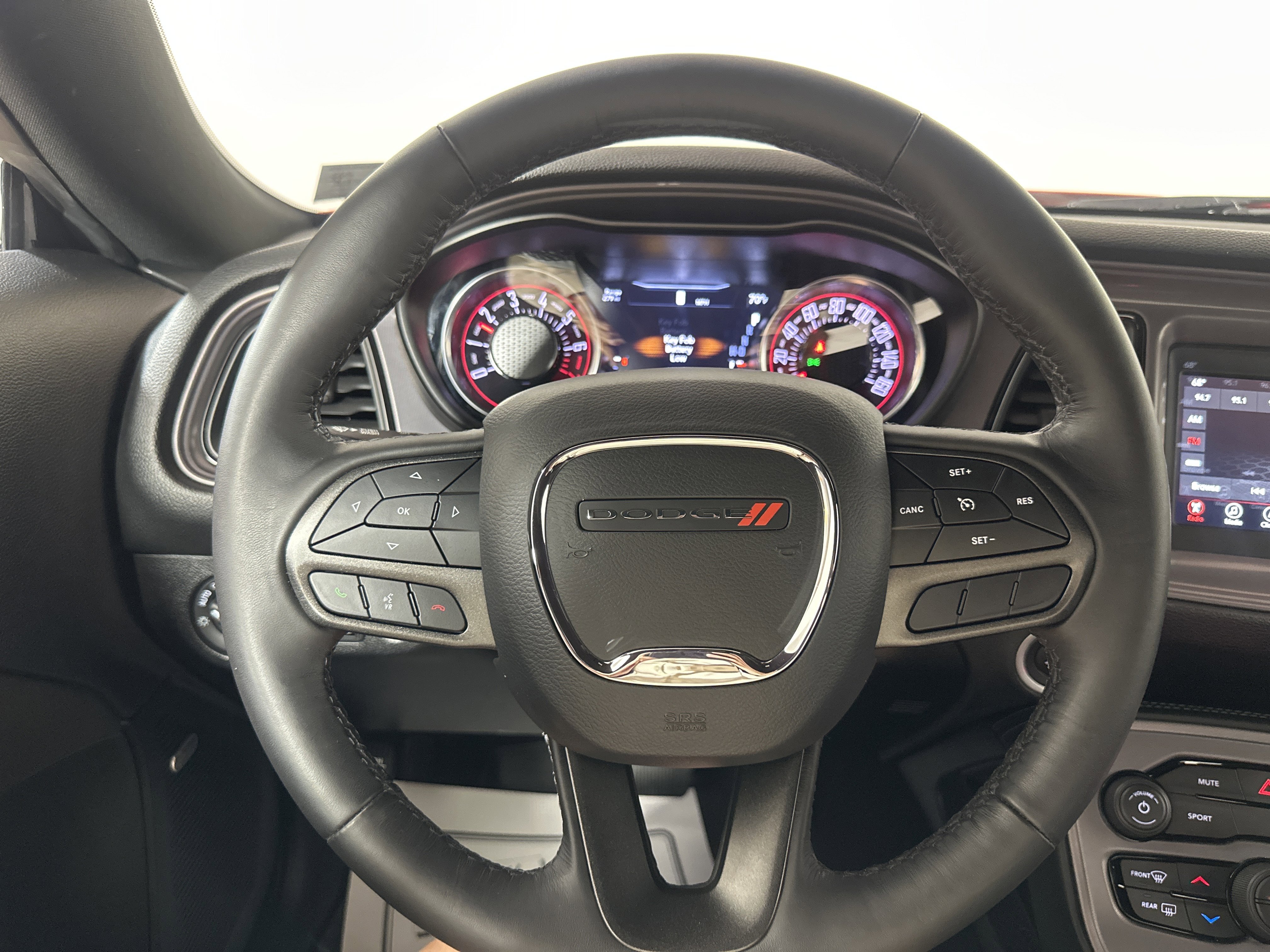 Certified Used 2023 Go Mango Dodge SXT image 12