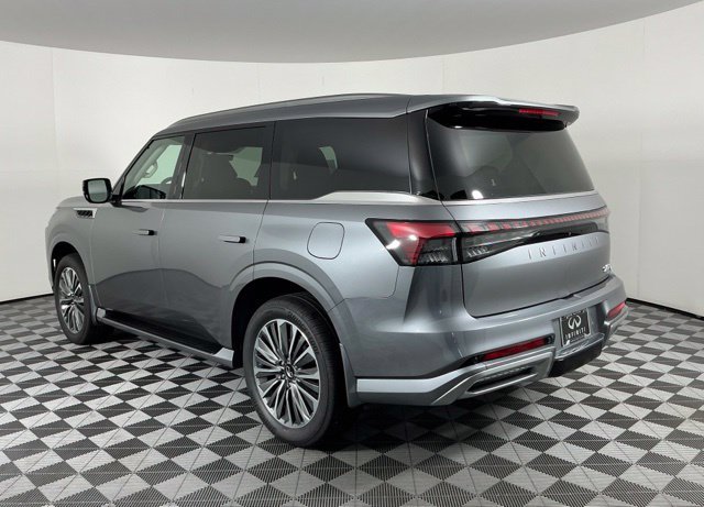 New 2027 Silver INFINITI LUXE image 4