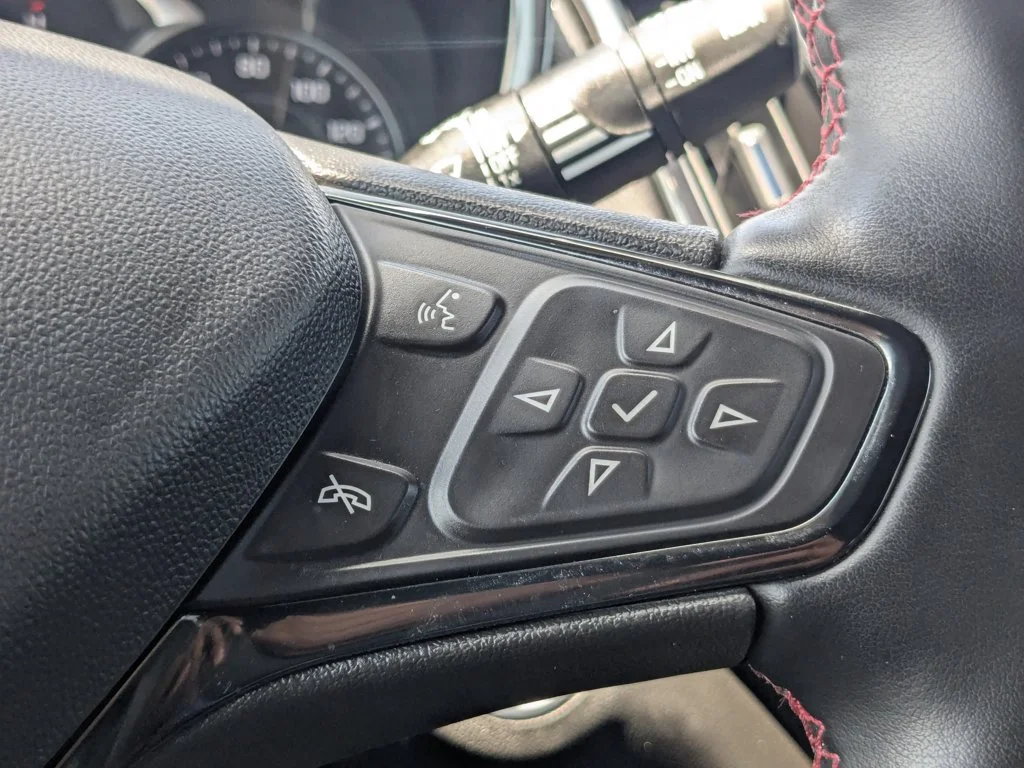 Used 2024 Summit White Chevrolet RS image 23