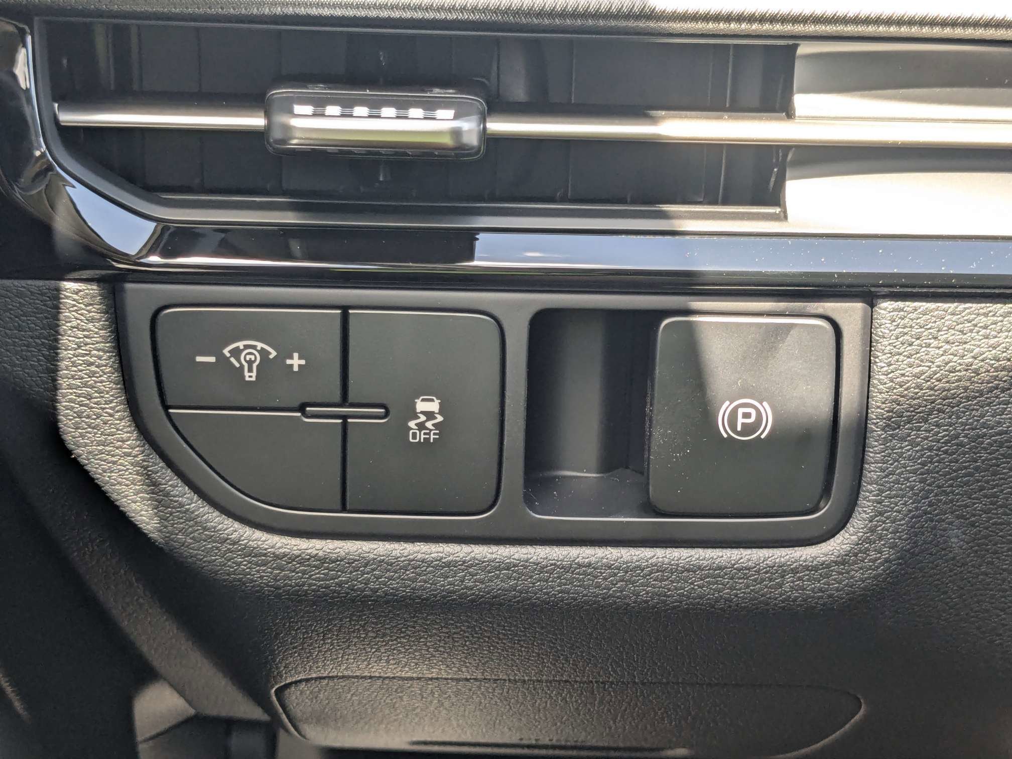 New 2026 Panthera Metal Kia LX image 29