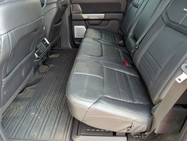 Used 2025 Silver Ford Platinum image 33