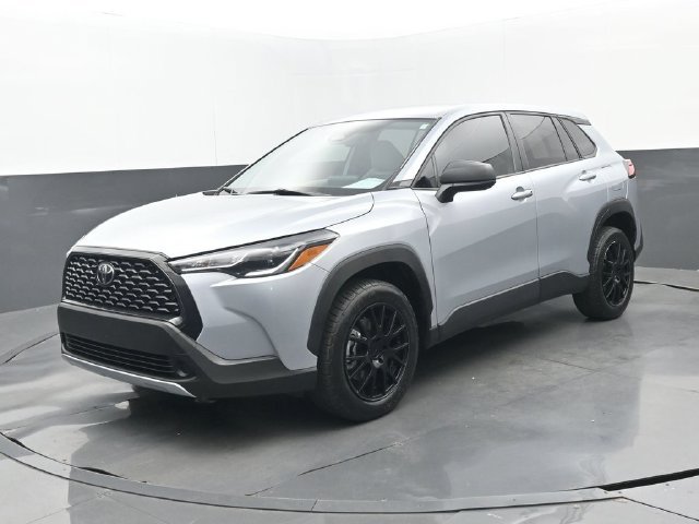 Used 2023 Sonic Silver Toyota L image 23