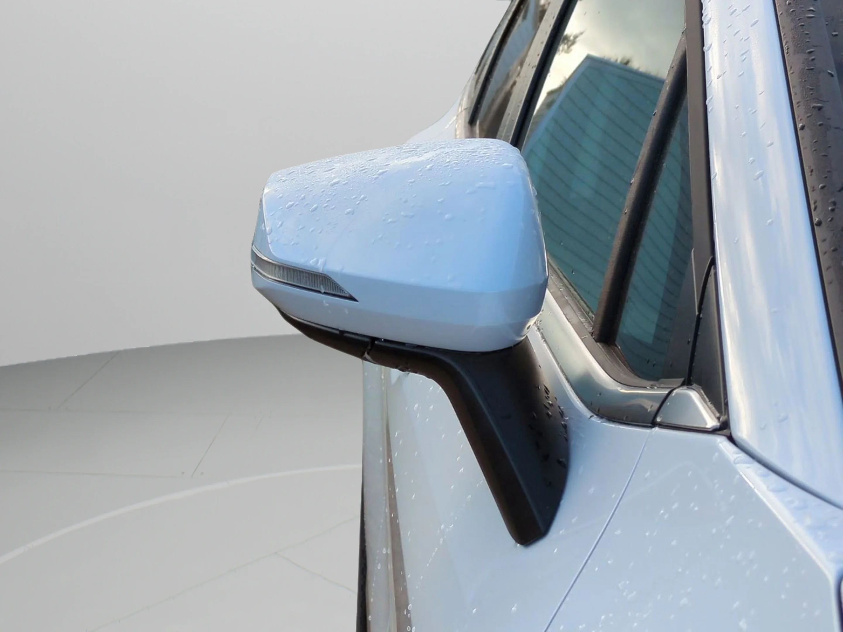 New 2026 Glacial White Pearl Kia EX image 12