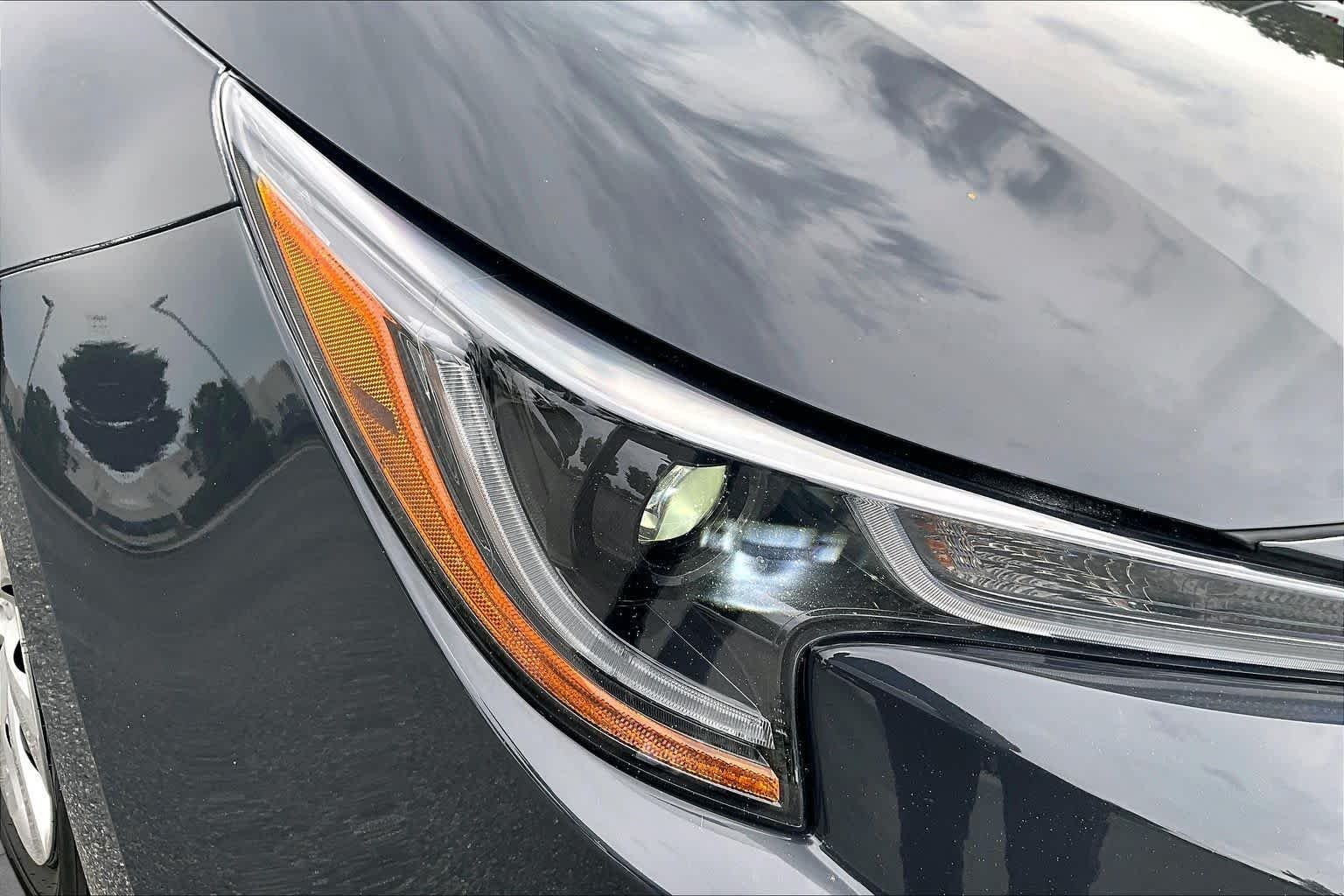 Used 2023 Underground Toyota LE image 27