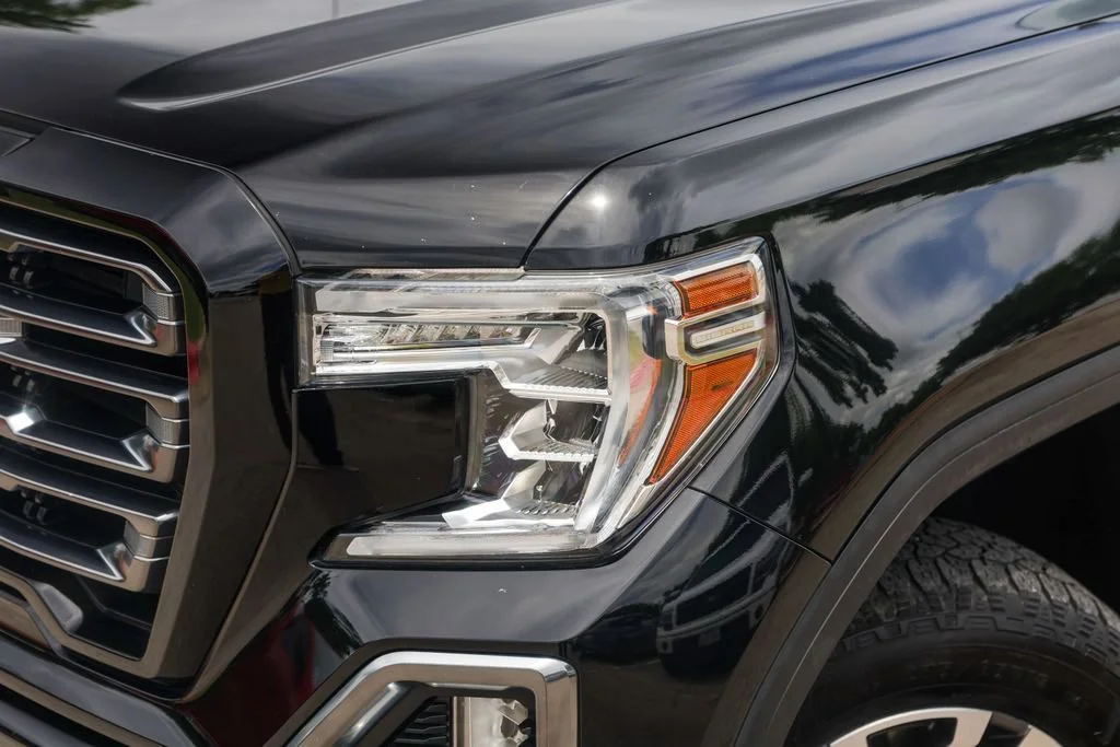 Used 2020 ONYX BLACK GMC AT4 image 3