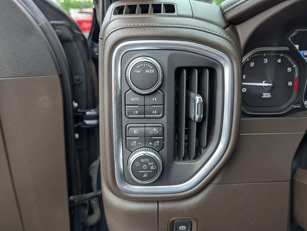 Used 2021 Hunter Metallic GMC Denali image 26