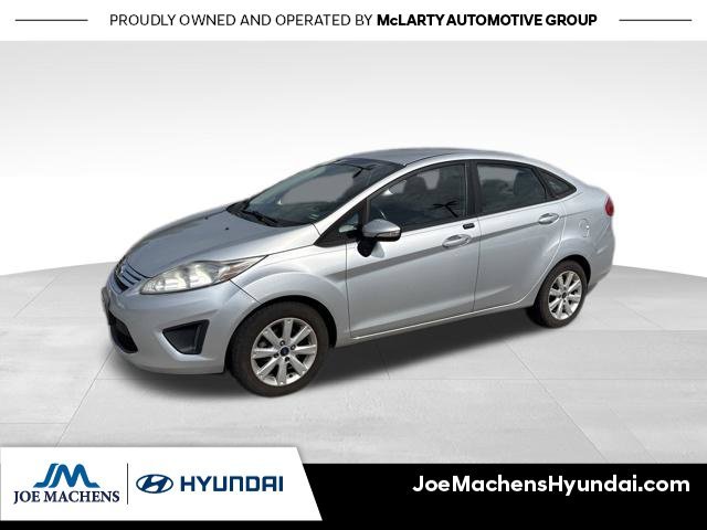 Used 2013 Ford Fiesta SE with VIN 3FADP4BJ8DM225642 for sale in Columbia, MO