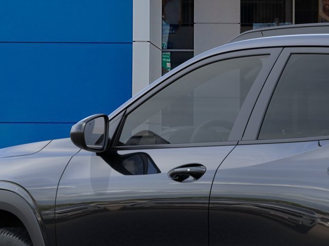 2026 Chevrolet Trax LT - Photo 13