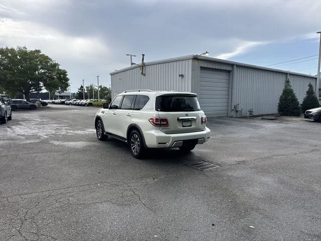 Used 2017 White Nissan SL image 7