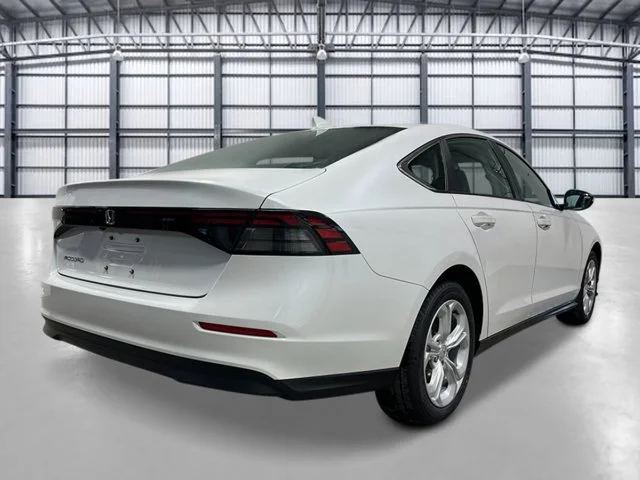 New 2026 Platinum White Pearl Honda LX image 6