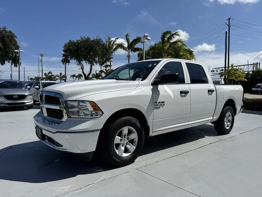 Used 2022 Bright White Clearcoat Ram SLT image 28