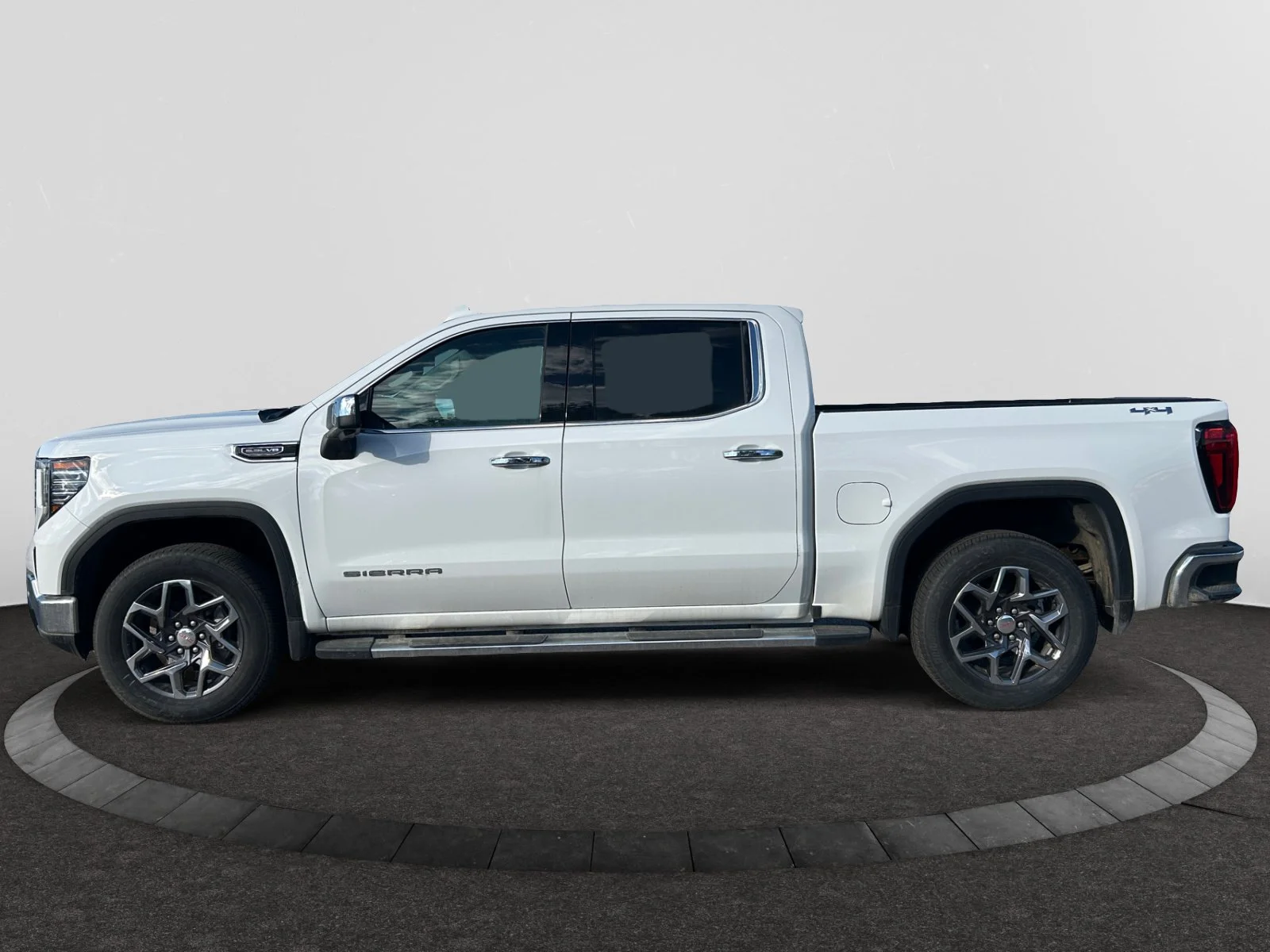 New 2026 Summit White GMC SLT image 2
