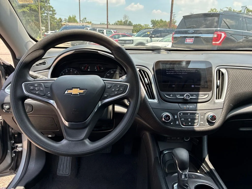 Used 2024 Gray Chevrolet LT image 25