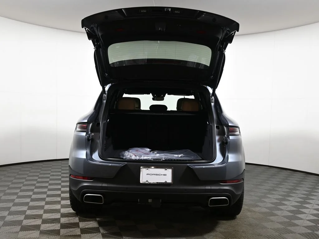 2026 Porsche Cayenne Base - Photo 40