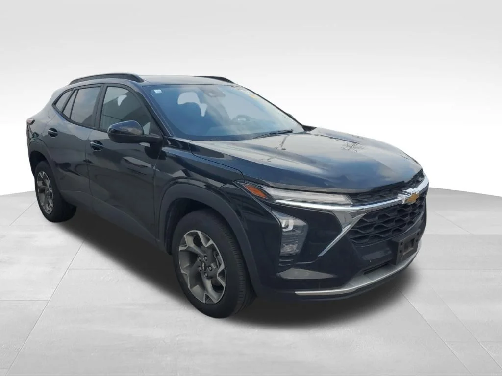 Used 2024 Black Chevrolet LT image 9