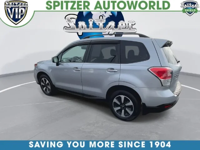 Used 2018 Silver Subaru 2.5i Premium image 7