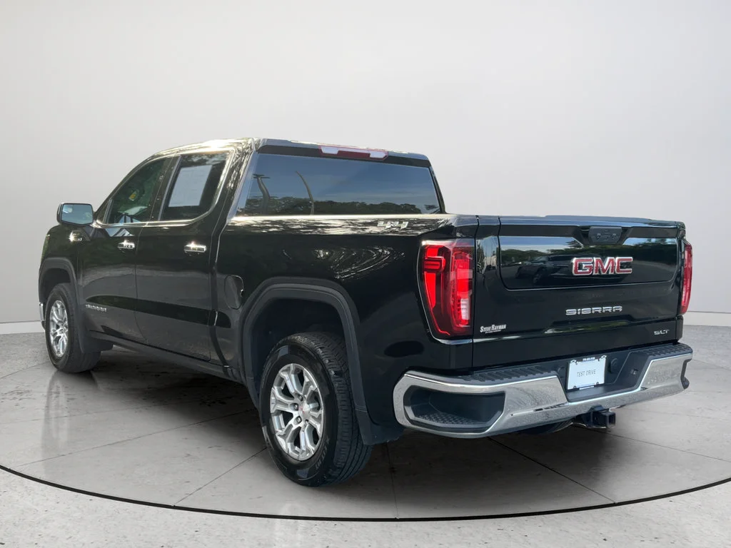 2025 GMC Sierra 1500 SLT - Photo 9