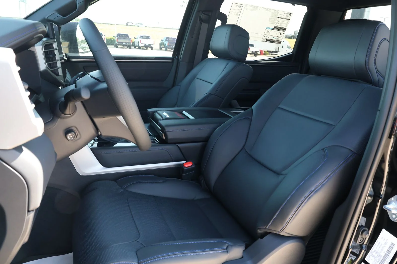 New 2026 Midnight Black Metallic Toyota Platinum image 30