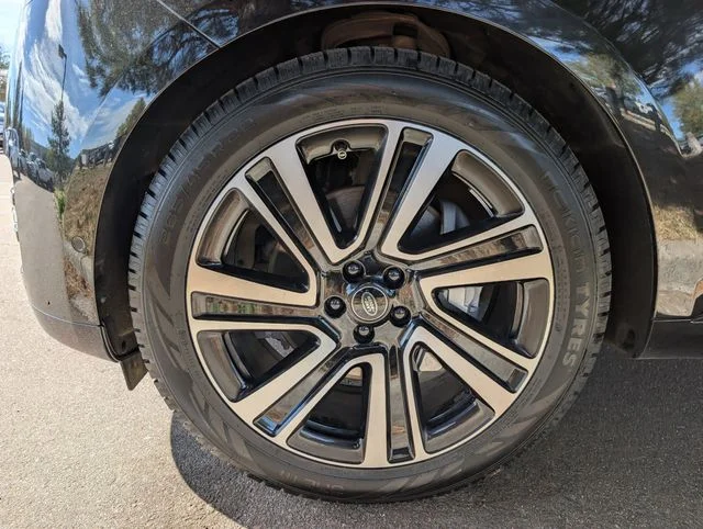 2023 Land Rover Range Rover SE - Photo 7