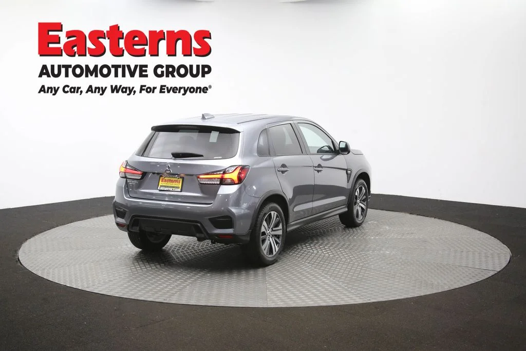 Used 2024 Gray Mitsubishi 2.0 ES image 39