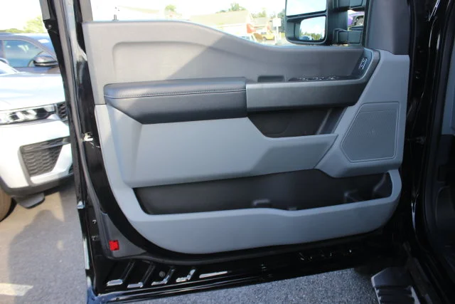 Used 2025 Black Ford XL image 21