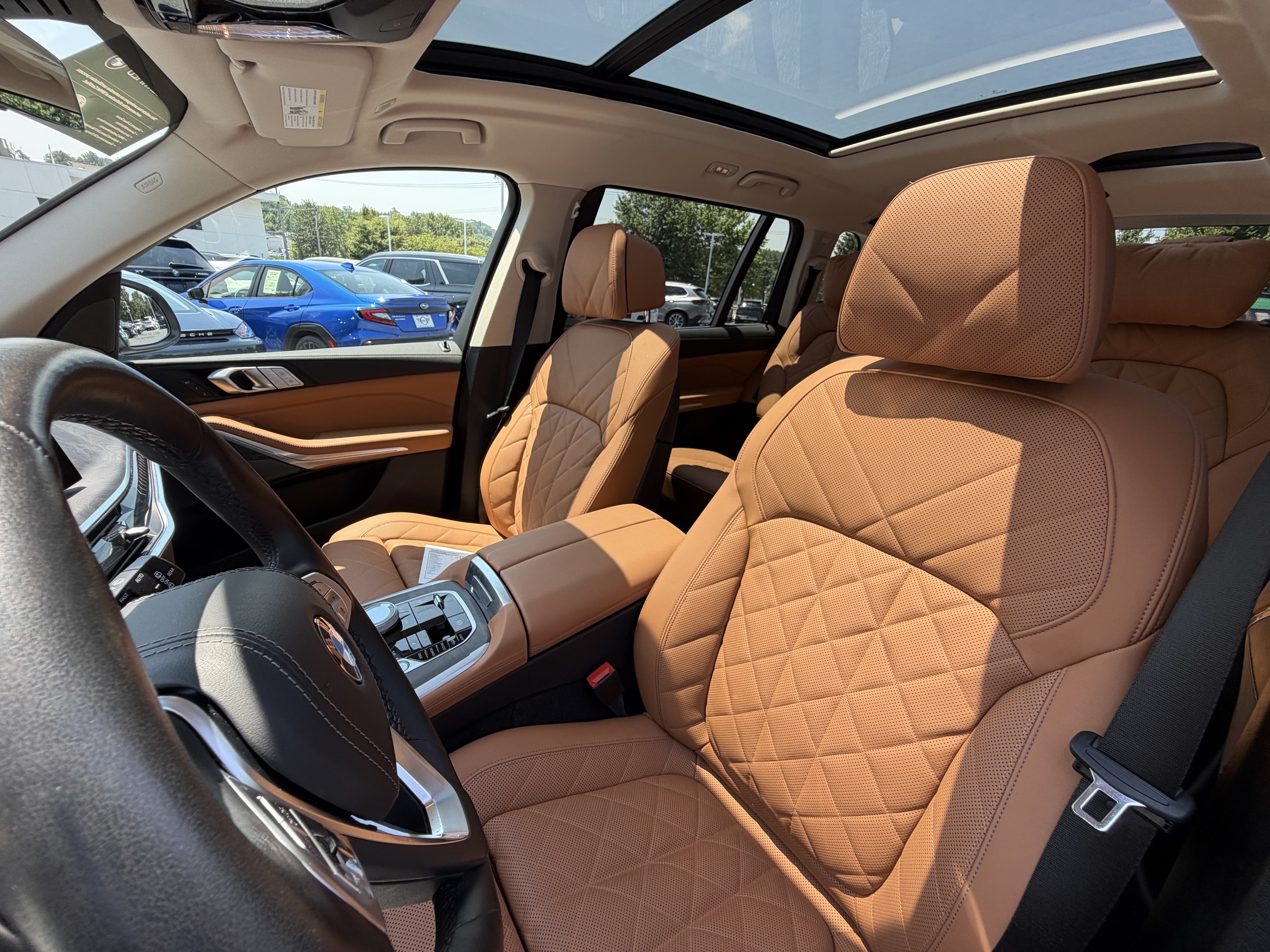 Certified Used 2026 MANHATTAN GREEN BMW xDrive40i image 9