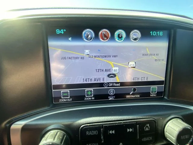 Used 2019 Red GMC SLT image 17