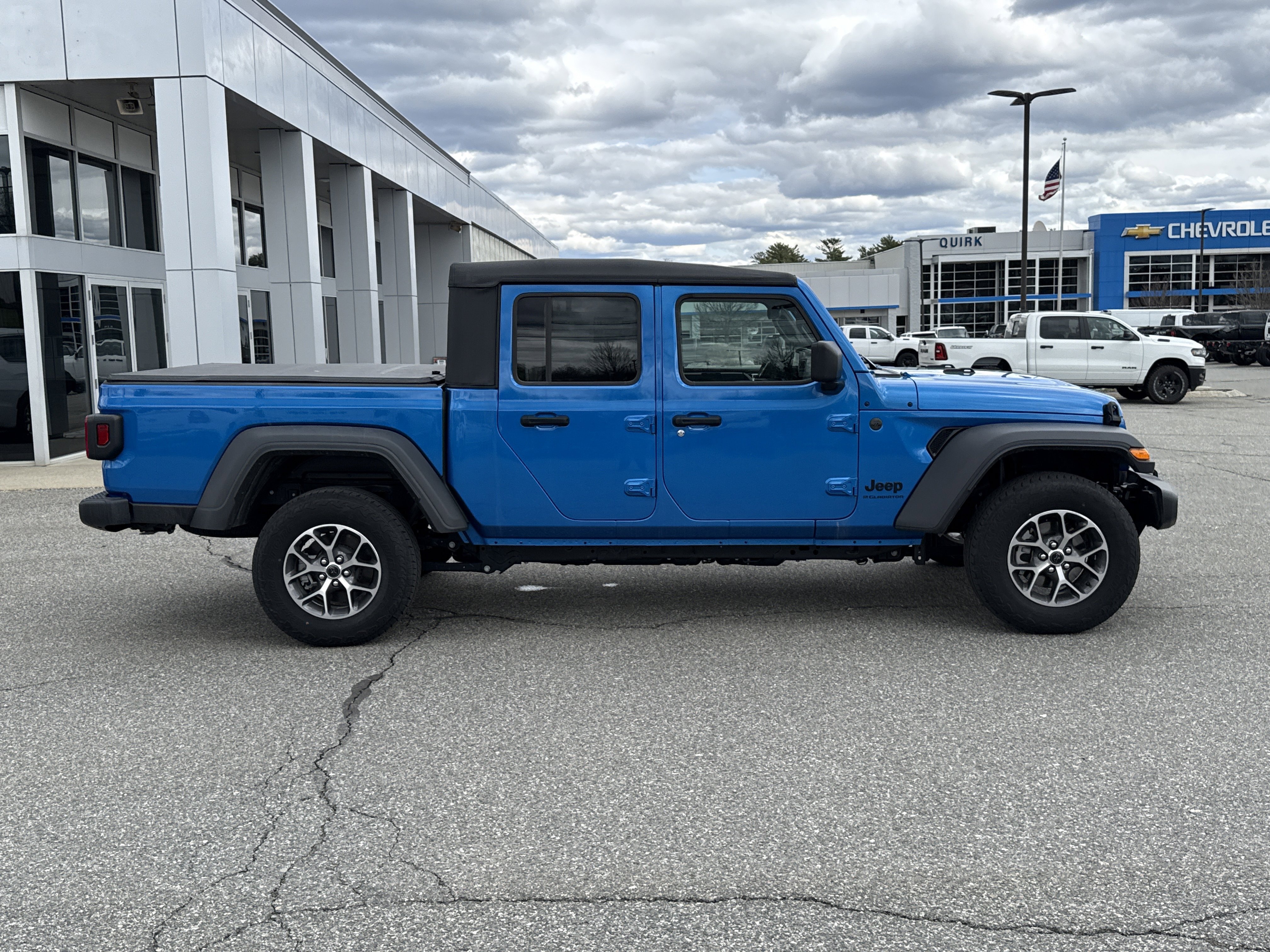 2025 Jeep Gladiator Sport S - Photo 8