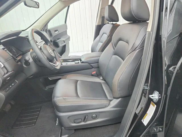 Used 2025 Black Nissan SL image 20