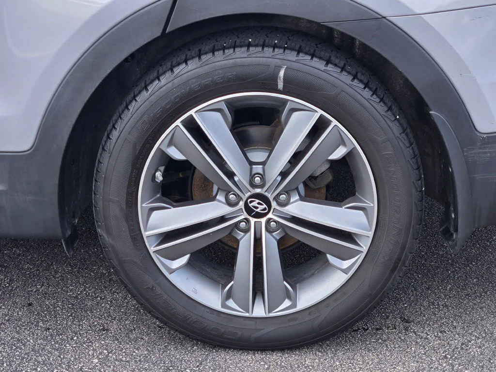 Used 2016 Gray Hyundai Limited image 16