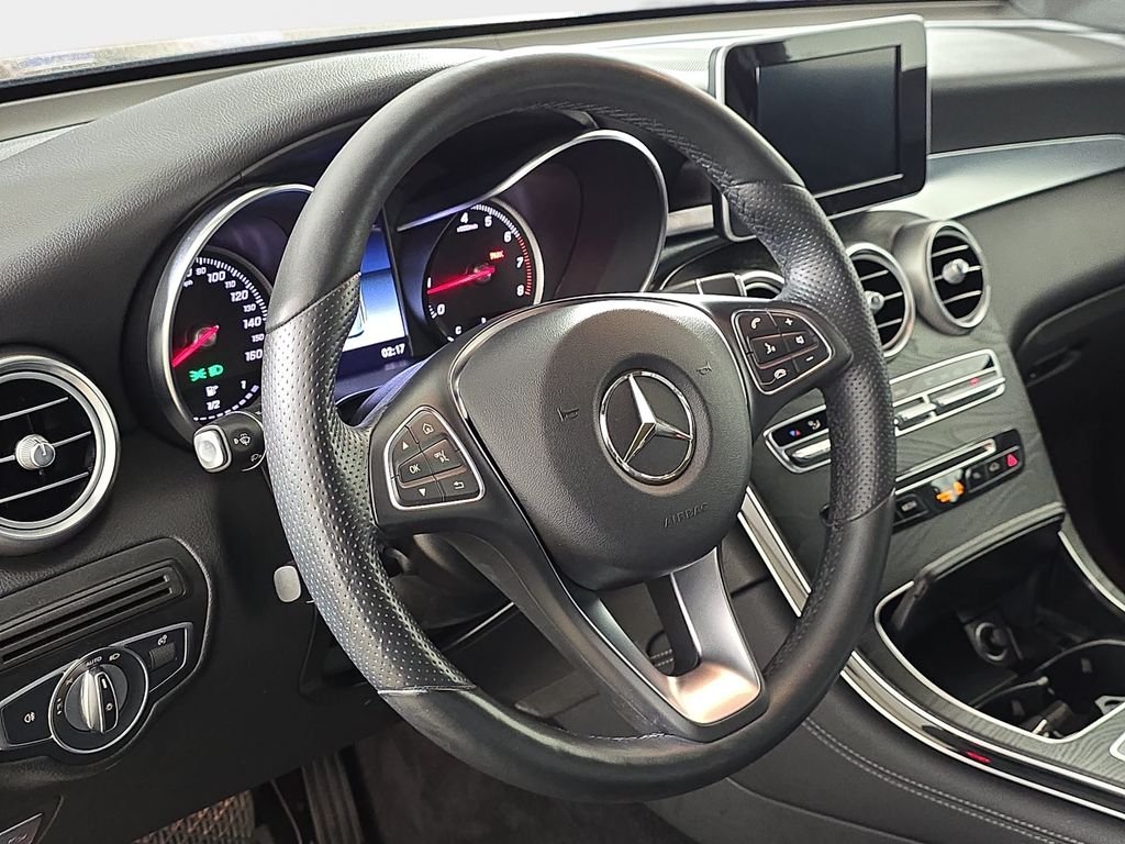 Used 2018 Black Mercedes-Benz GLC 300 image 19