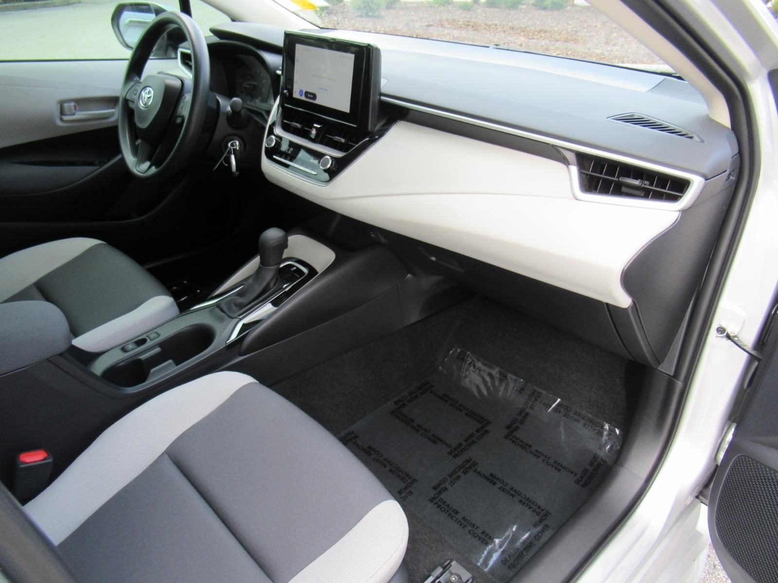 Used 2025 Silver Toyota LE image 11