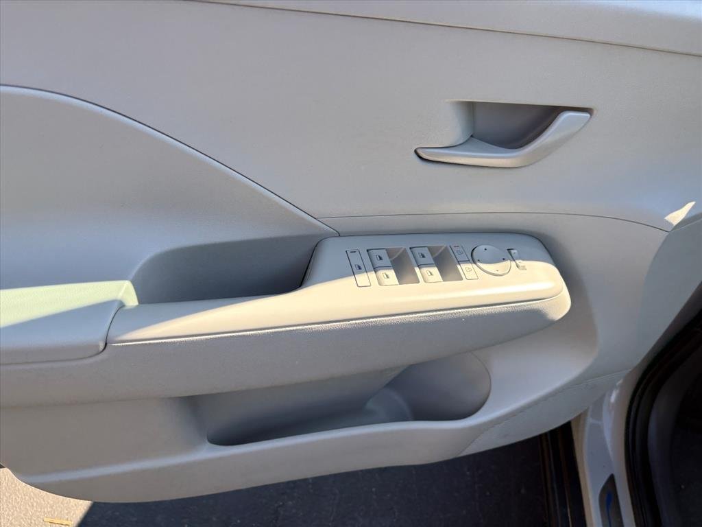 Certified Used 2025 Cyber Gray Metallic Hyundai SEL image 21