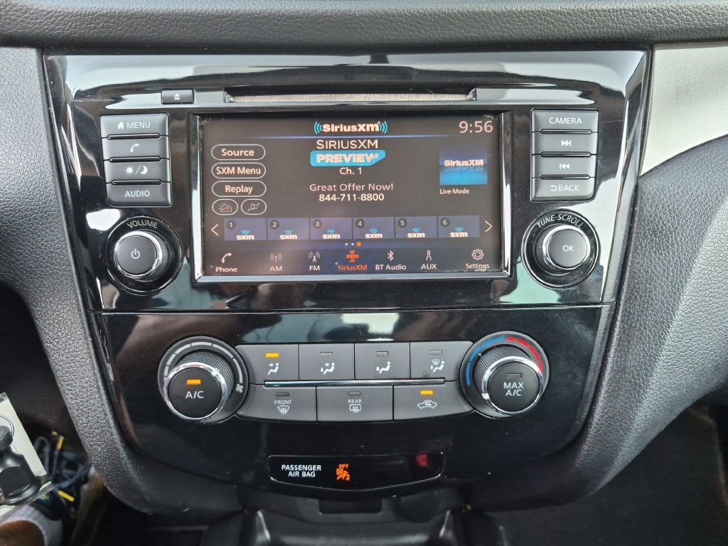 Used 2019 Black Nissan S image 26