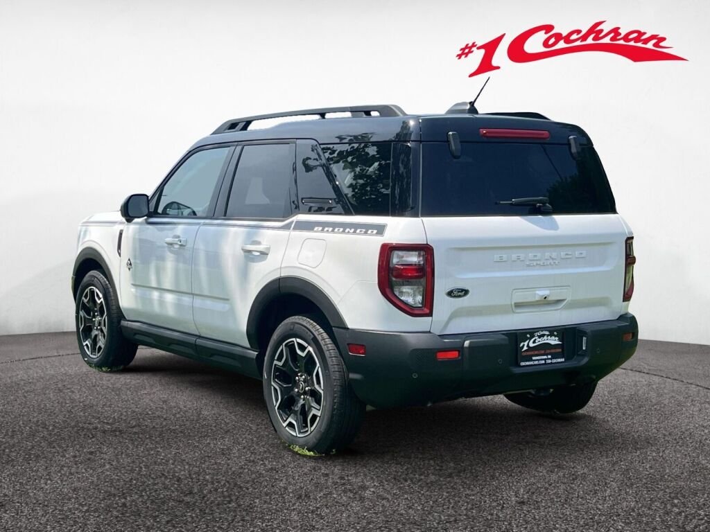 New 2025 Oxford White Ford Outer Banks image 9