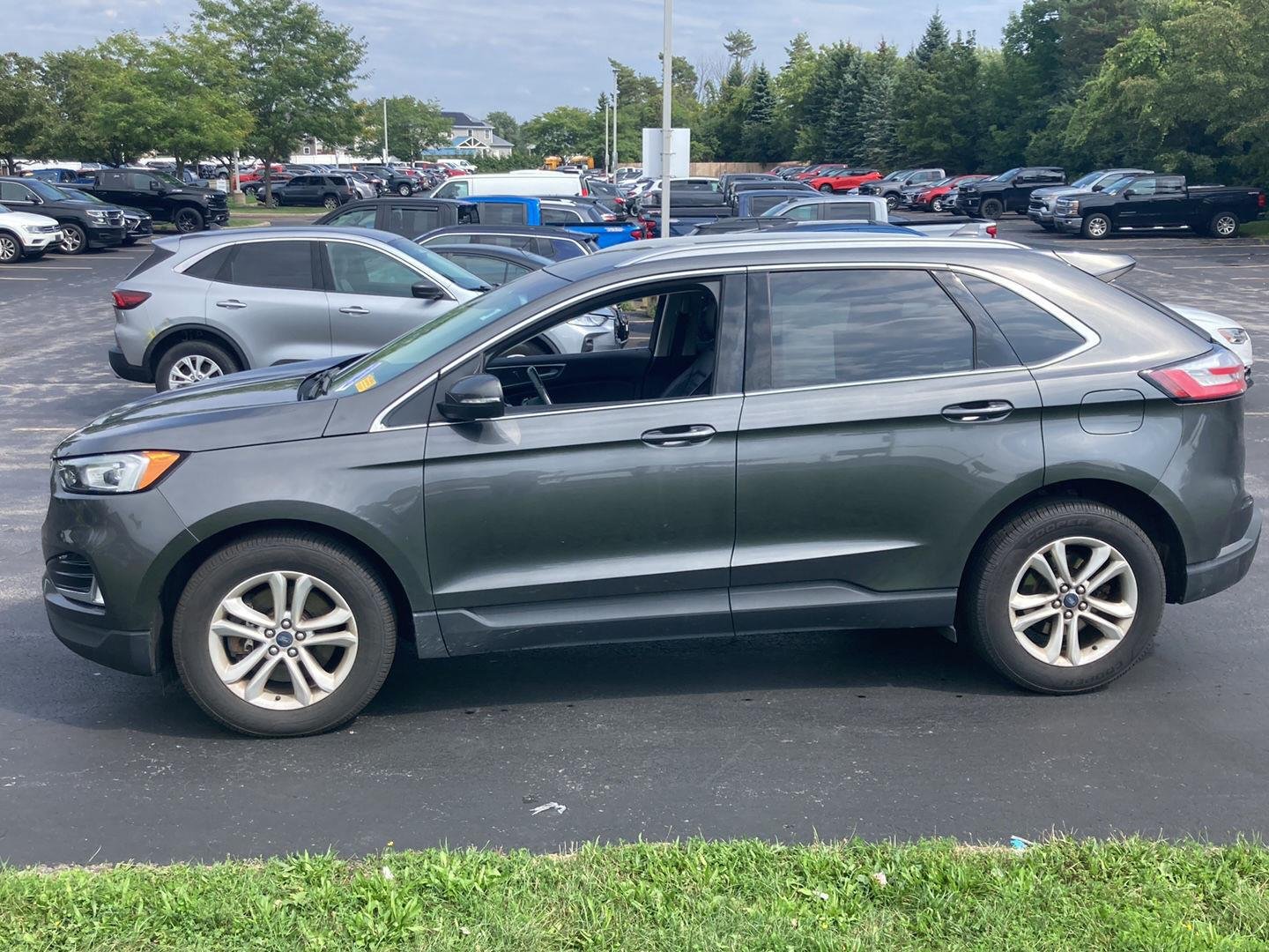 Used 2020 Magnetic Ford  image 4