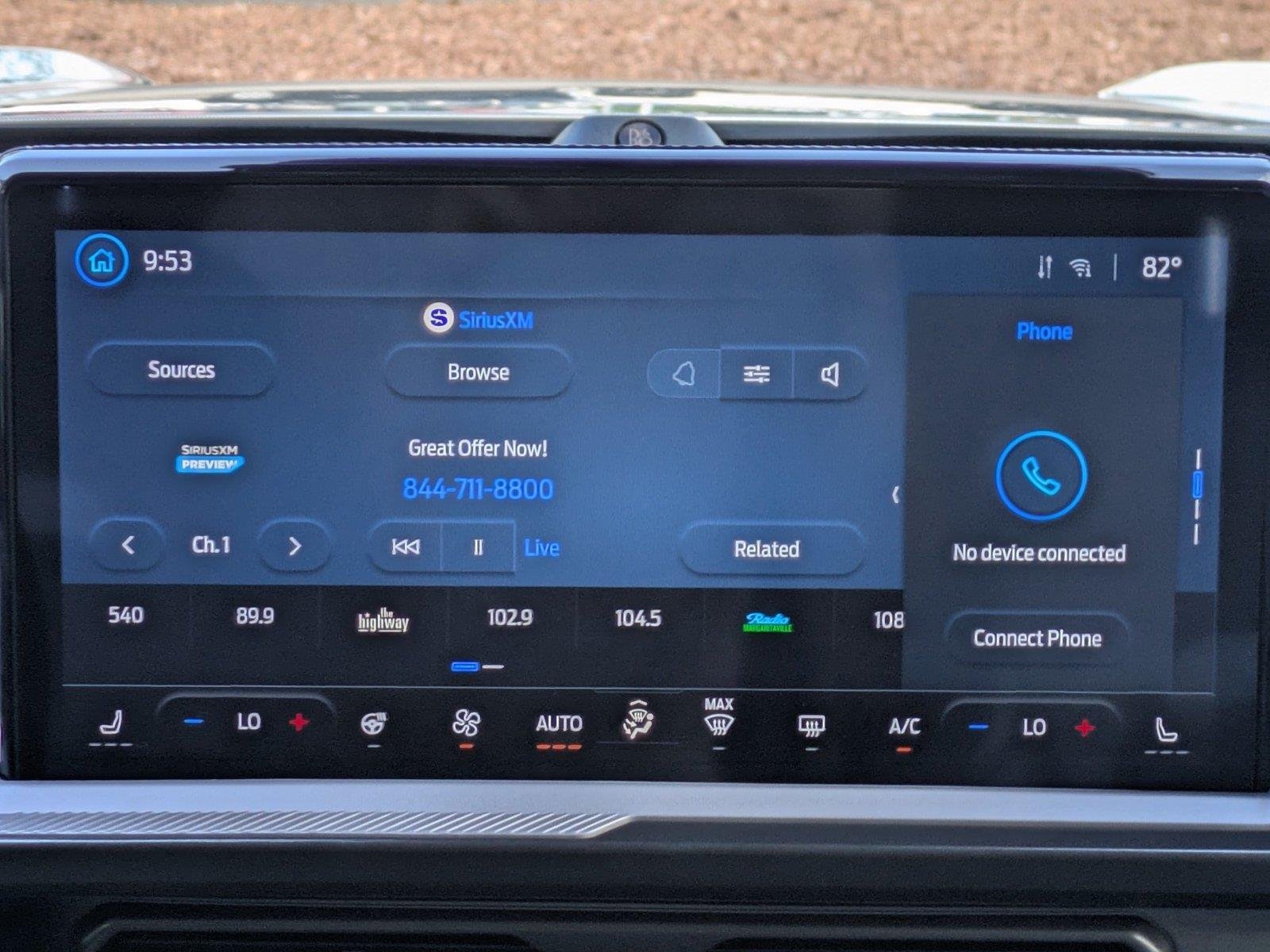 Used 2025 Azure Gray Metallic Tri-Coat Ford Badlands image 18