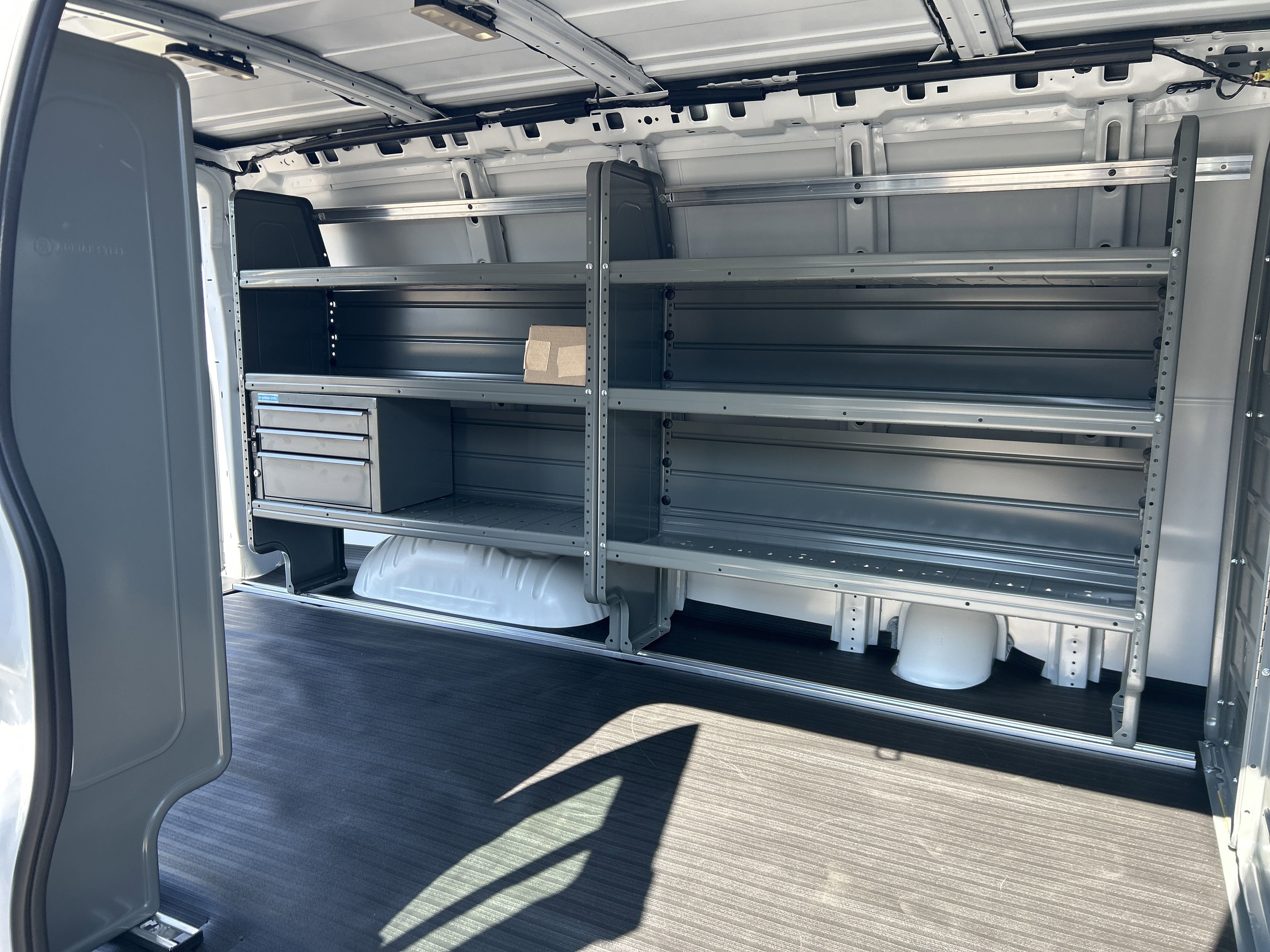 2025 Chevrolet Express Cargo Work Van - Photo 6