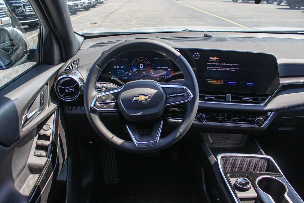 2027 Chevrolet Equinox LT - Photo 20