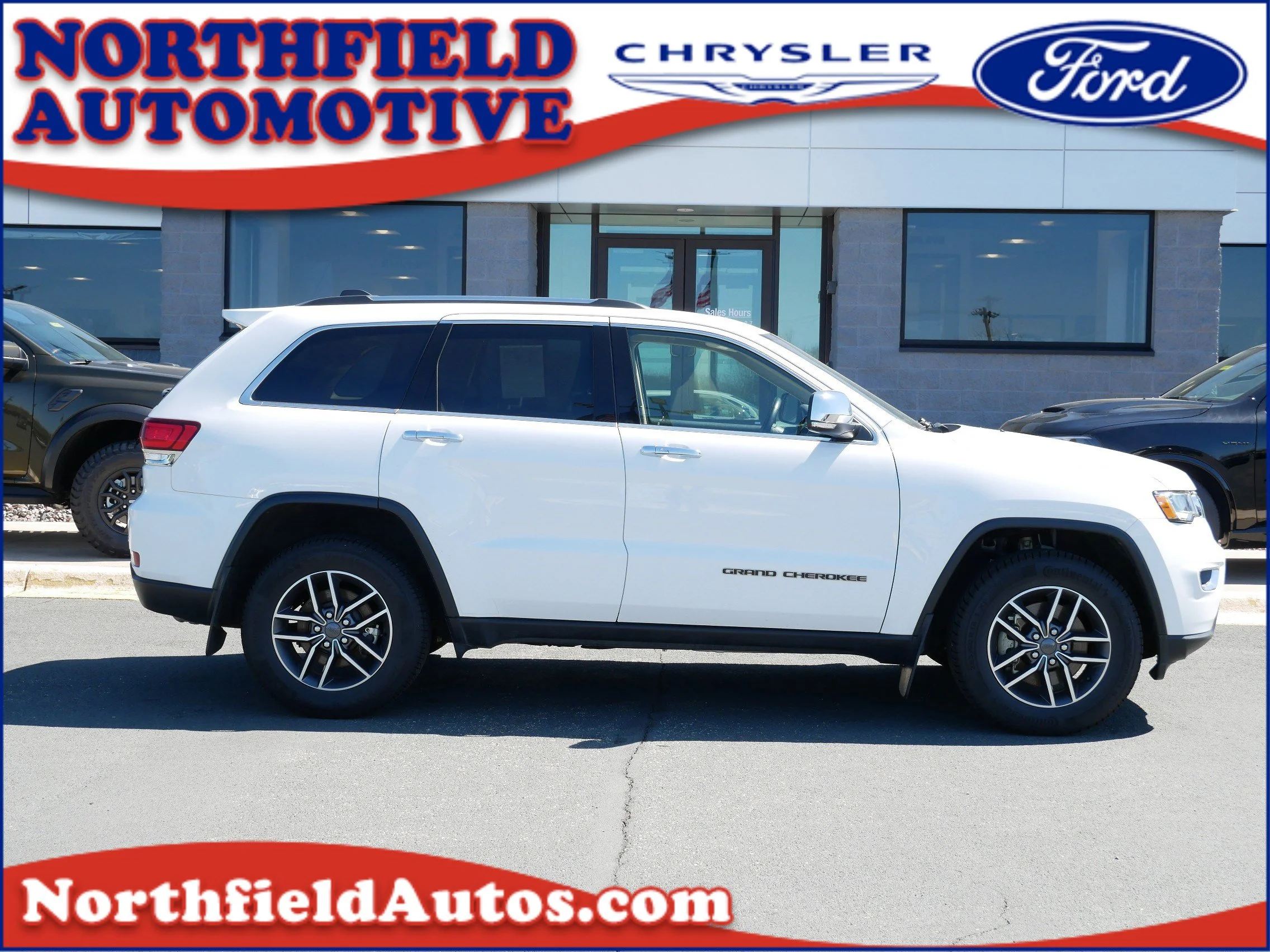 Used 2021 Jeep Grand Cherokee Limited with VIN 1C4RJFBG7MC882998 for sale in Northfield, Minnesota