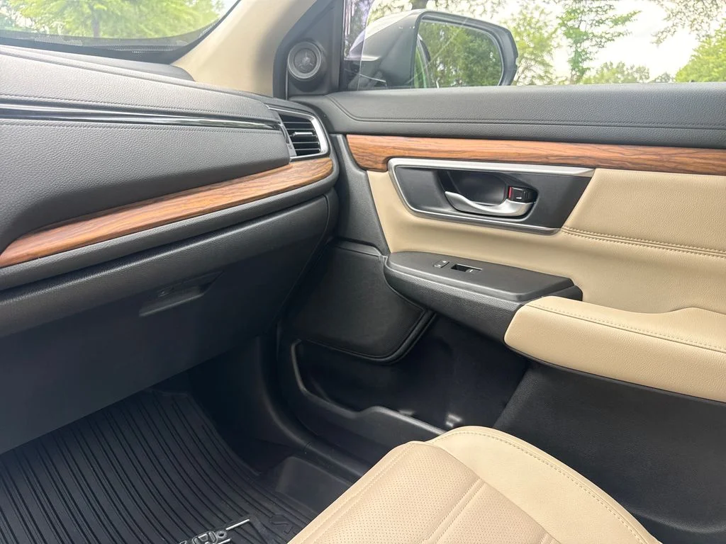 Certified Used 2019 Platinum White Pearl Honda EX-L image 18