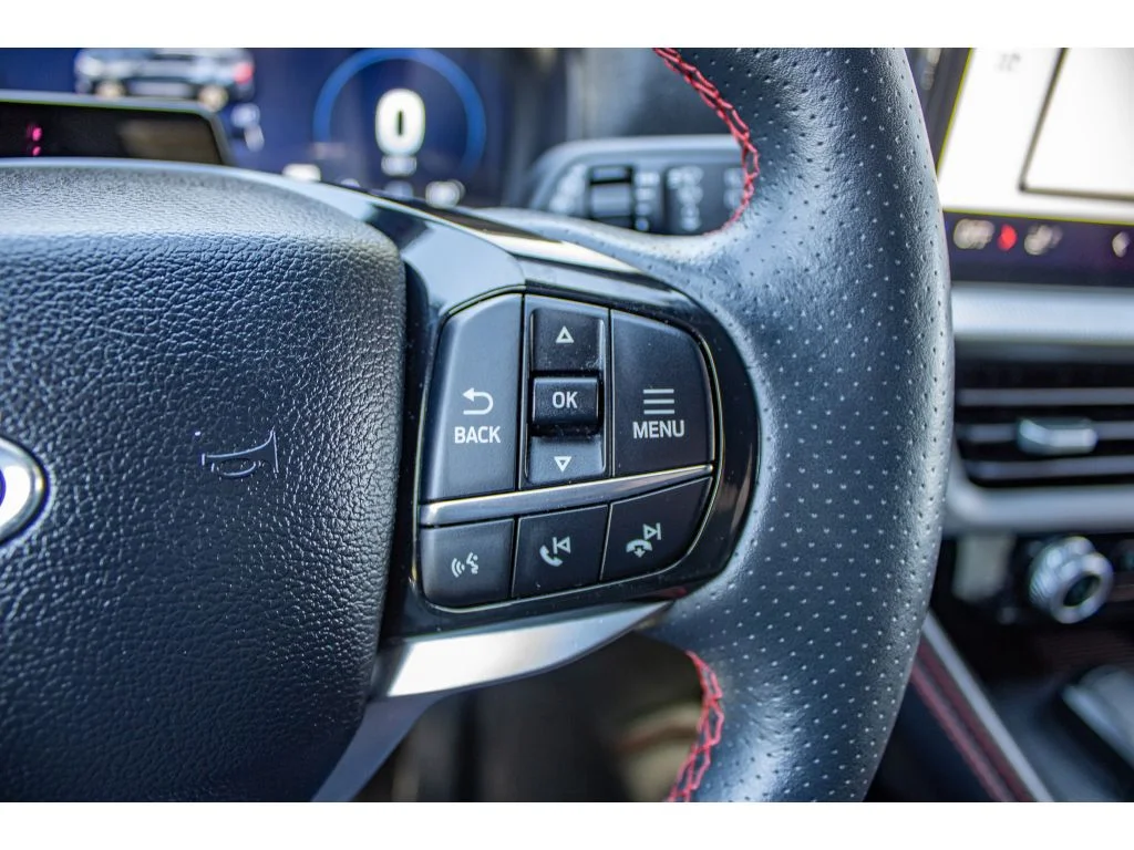 Used 2025 Carbonized Gray Metallic Ford ST-Line image 38