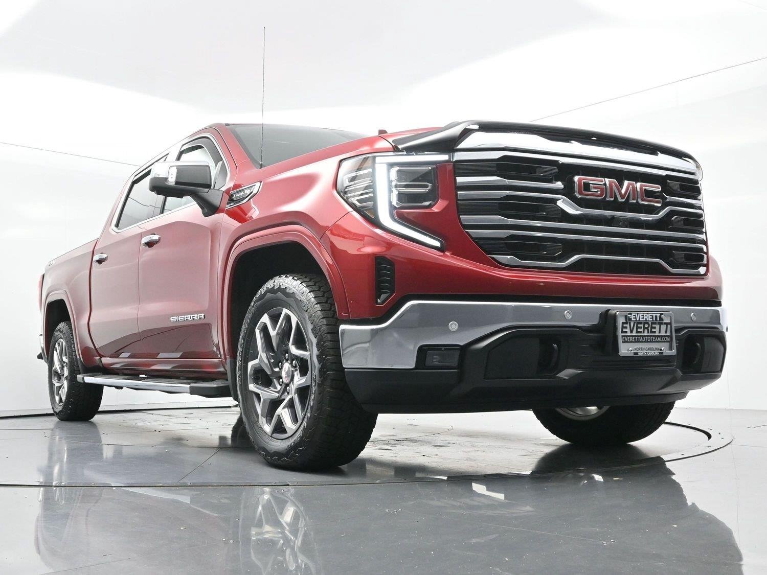 Used 2026 Volcanic Red Tintcoat GMC SLT image 43