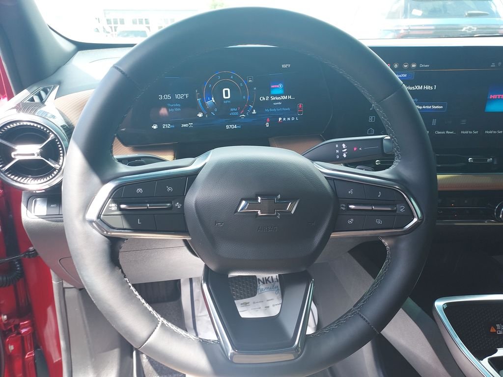 Used 2025 Red Chevrolet ACTIV image 17
