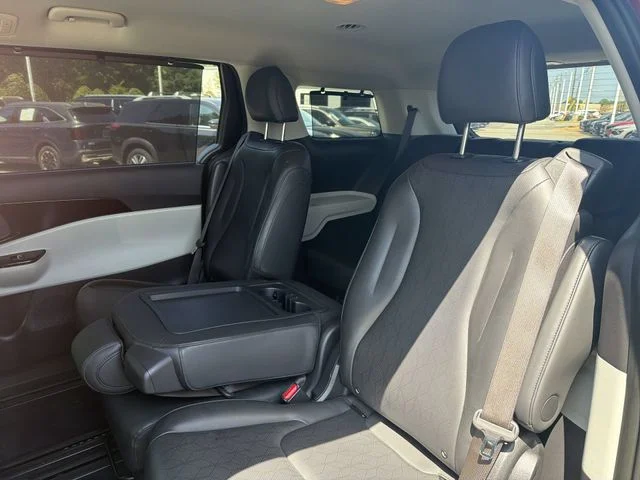Certified Used 2024 Red Kia EX image 22