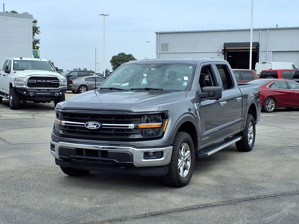 Used 2024 Ford F-150 XLT with VIN 1FTFW3LD5RFA07335 for sale in Kansas City