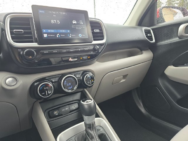 Certified Used 2025 Red Hyundai SEL image 70