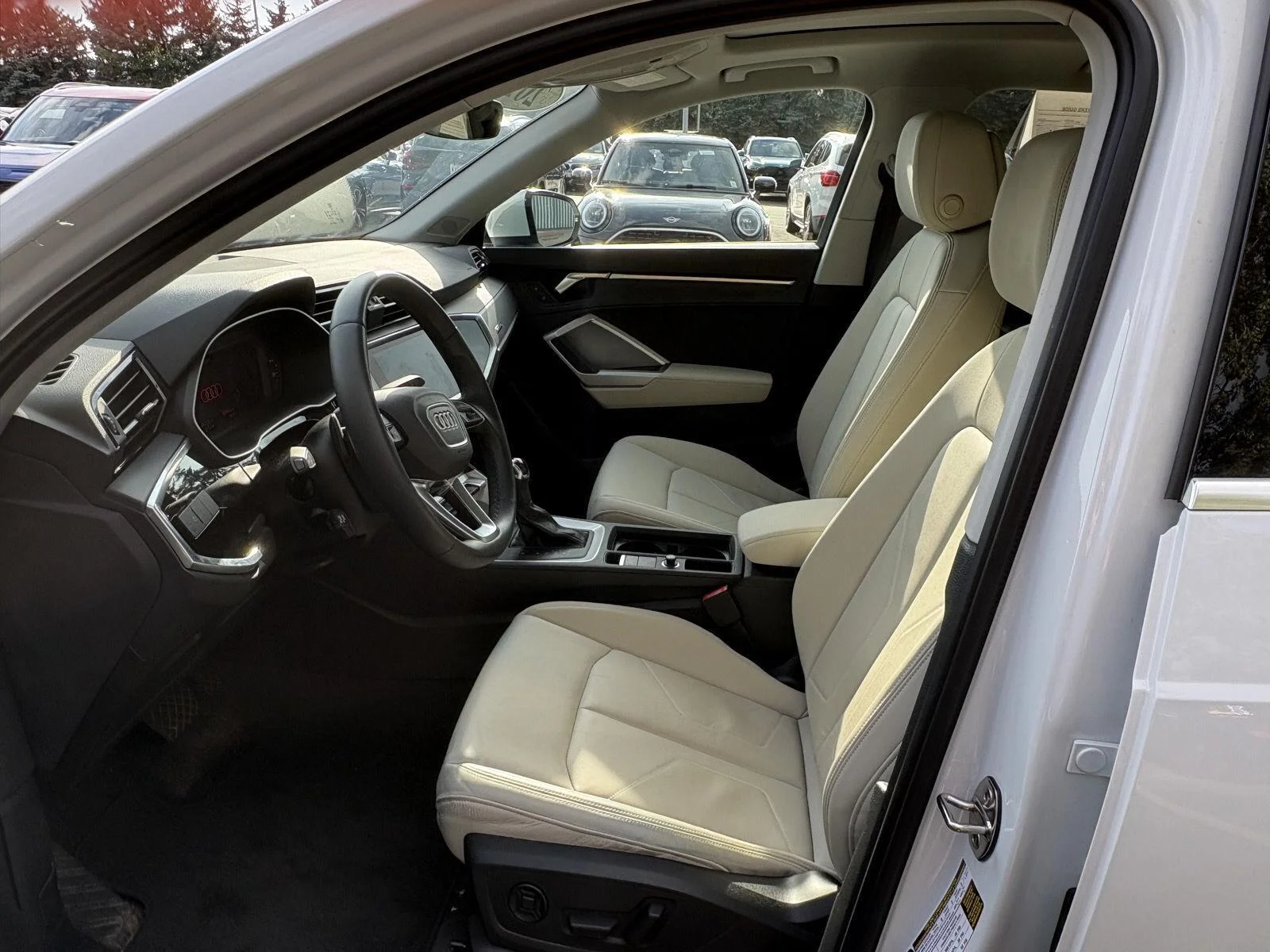 Used 2022 Glacier White Metallic Audi S line Premium image 9