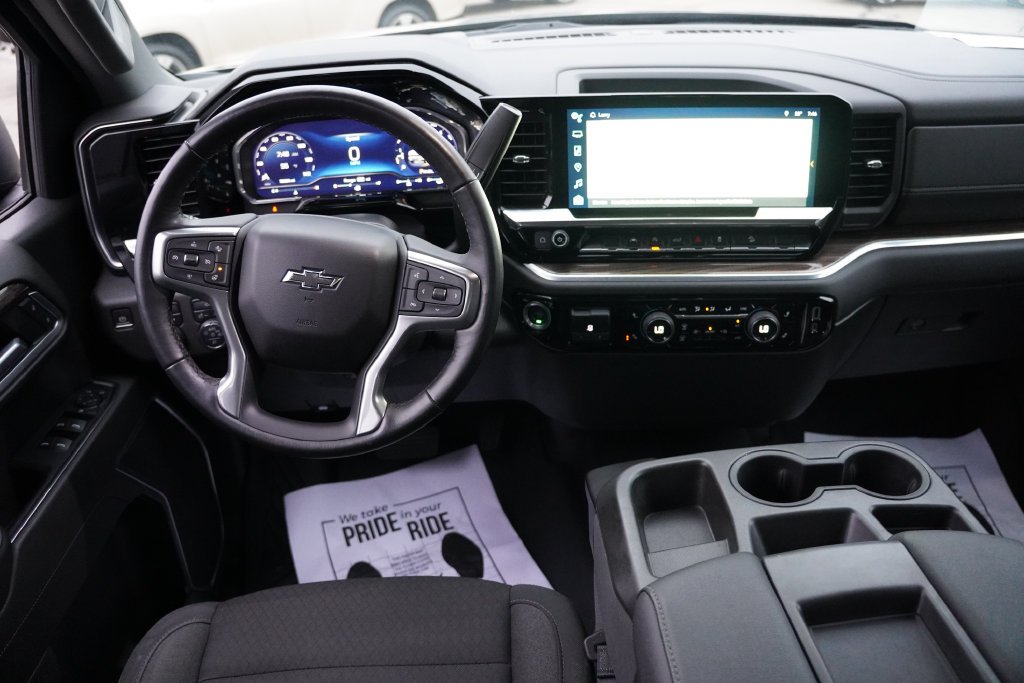 2022 Chevrolet Silverado 1500 RST - Photo 18