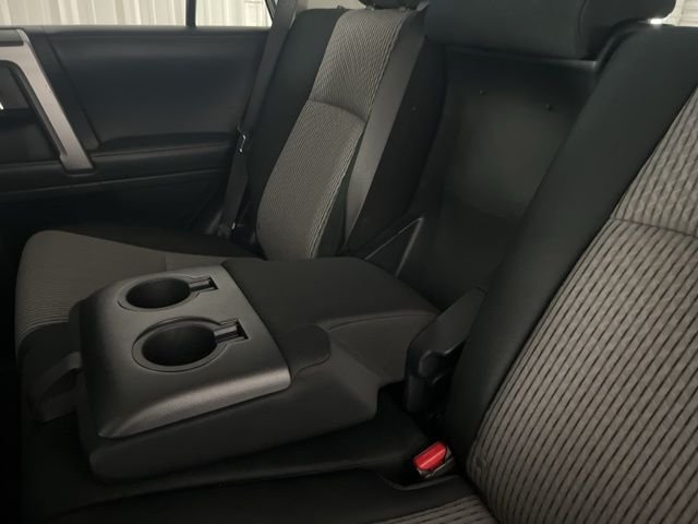 2018 Toyota 4Runner SR5 - Photo 16